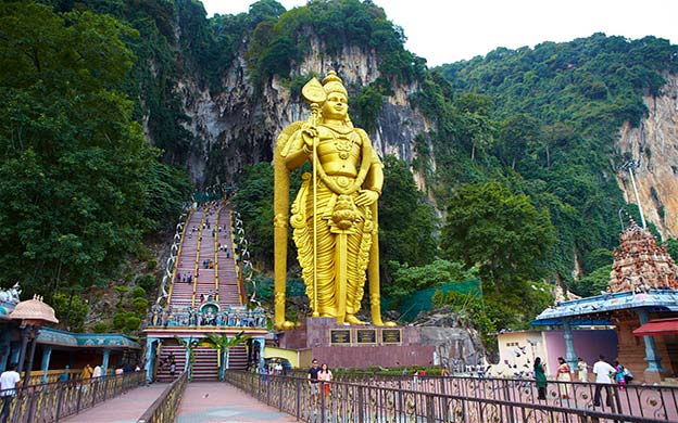 From Kuala Lumpur: Genting Highlands and Batu Caves Day Trip - Budget ...